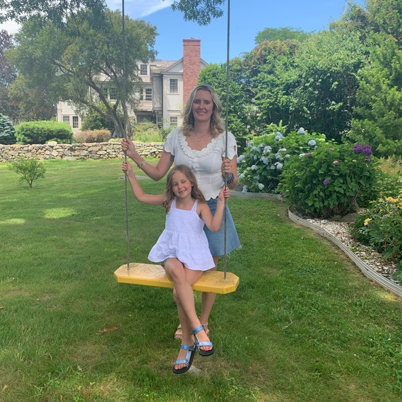 Meet your Posher, Alex - Picture 2 of 2